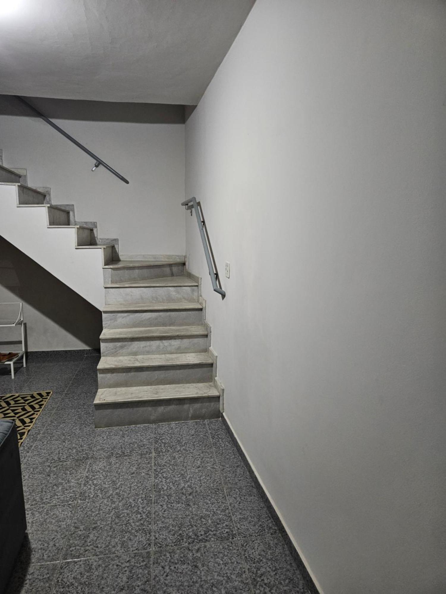 Casa Familiar E Espacosa Em Aparecida Sp, Com 3 Quartos